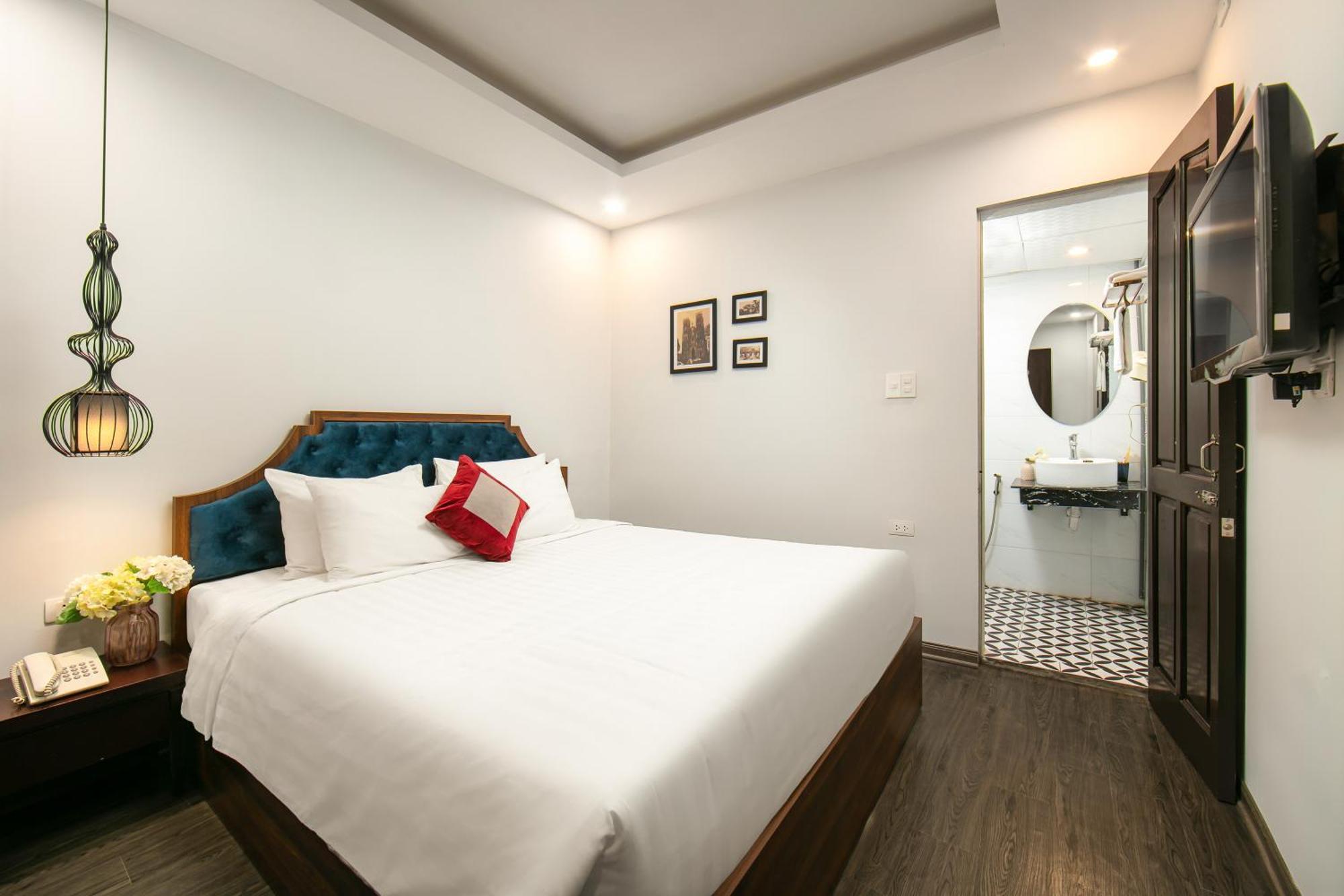 La Renta Premier Hotel & Spa Hanoi Exterior photo